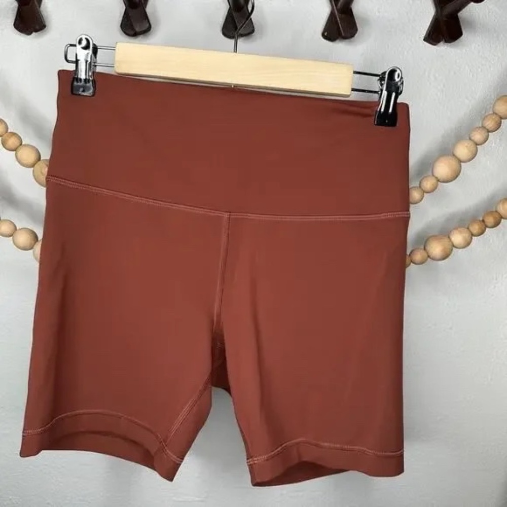 Lululemon Dark Terracotta Wunder Under Bike Shorts